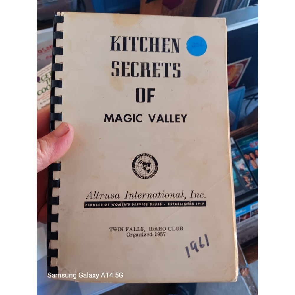Kitchen Secrets Of Magic Valley Altrusa Twin Falls Idaho 1961 Cookbook